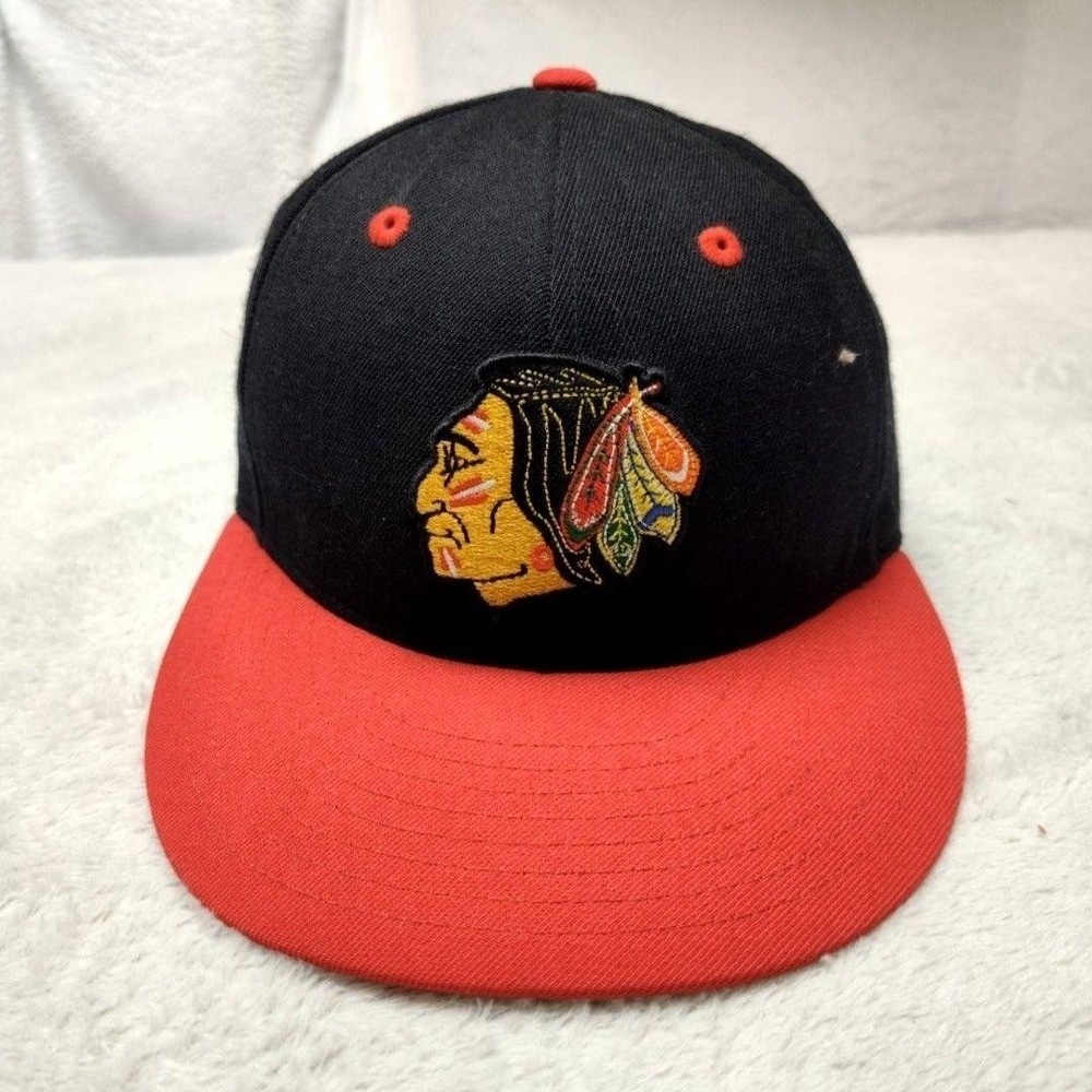 Chicago Blackhawks Hat Cap Fitted Mens 7 Black NHL Hockey Mitchell & Ness Toews